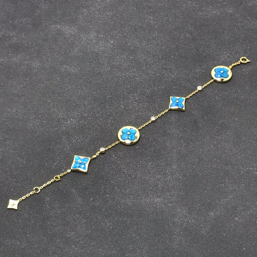 ¡®AuraJewelry¡¯STAR AND SUN TURQUOISE 4 MOTIFS 3 DIAMONDS
