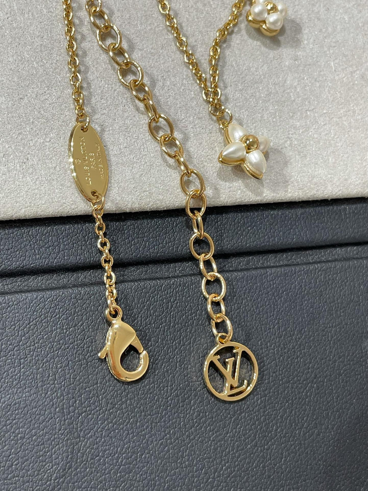 ¡®AuraJewelry¡¯FLOWERGRAM GOLD MOP DOUBLE ROW NECKLACE