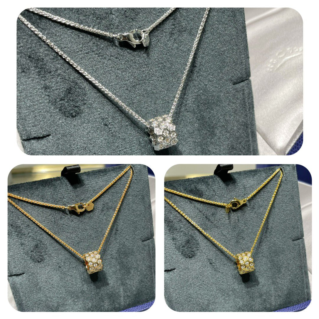 ¡®AuraJewelry¡¯BEE LOVE DIAMOND PAVED 3 ROW NECKLACE
