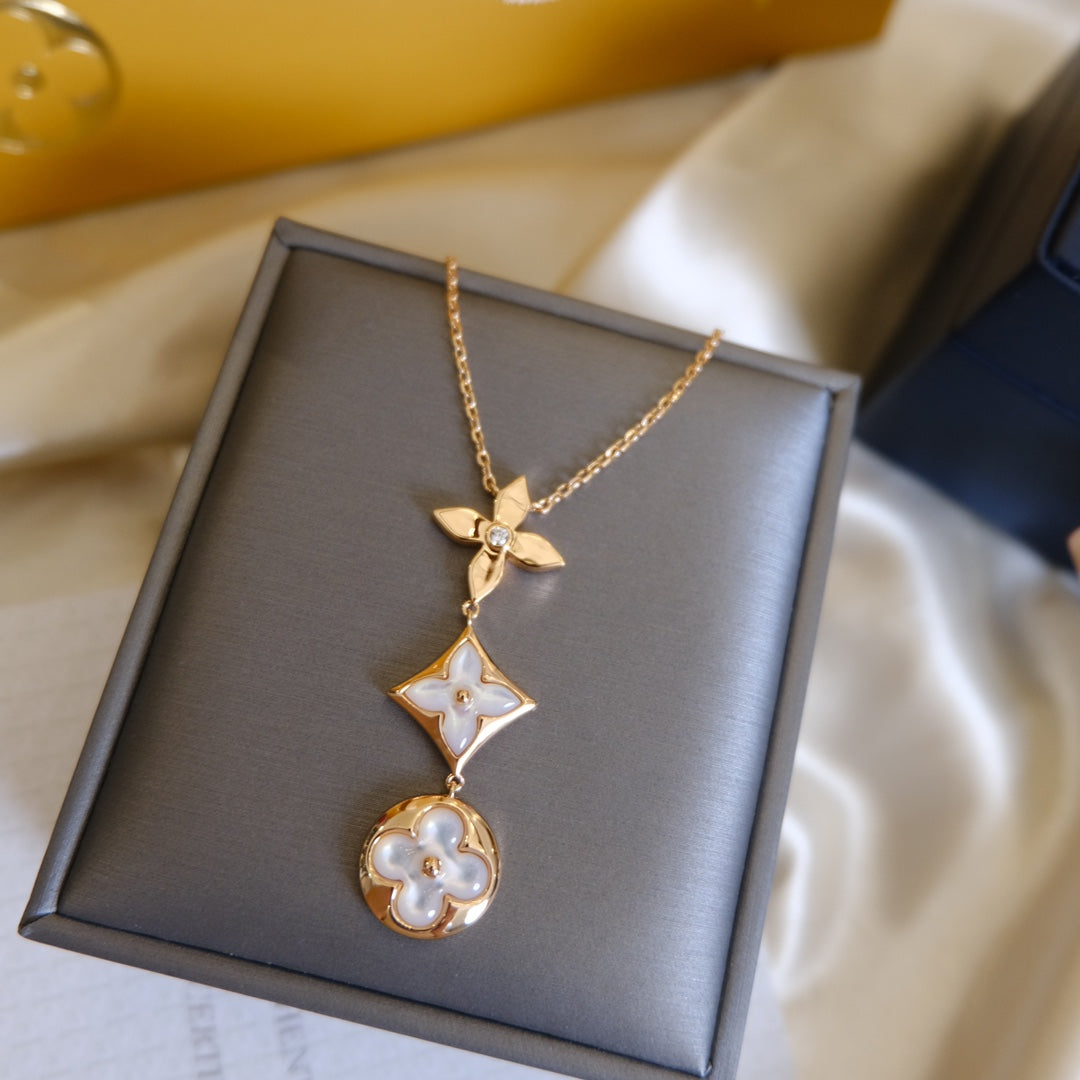 ¡®AuraJewelry¡¯COLOR BLOSSOM LARIAT NECKLACE PINK GOLD WHITE MOTHER PEARL AND DIAMOND