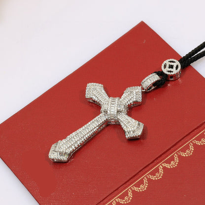 ¡®AuraJewelry¡¯Pave Cross Pendant Necklace