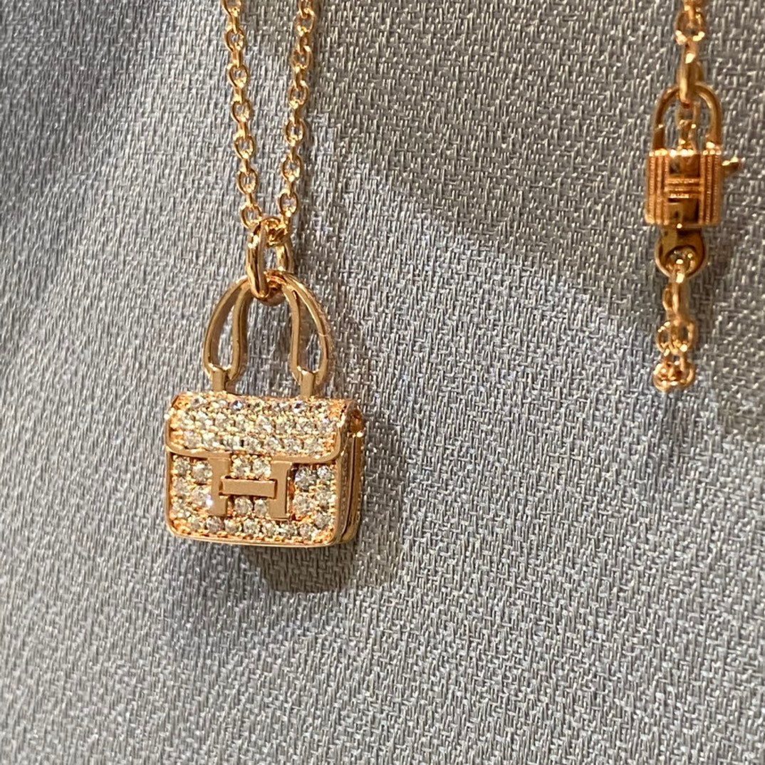 ¡®AuraJewelry¡¯CONSTANCE PEDANT DIAMOND NECKLACE