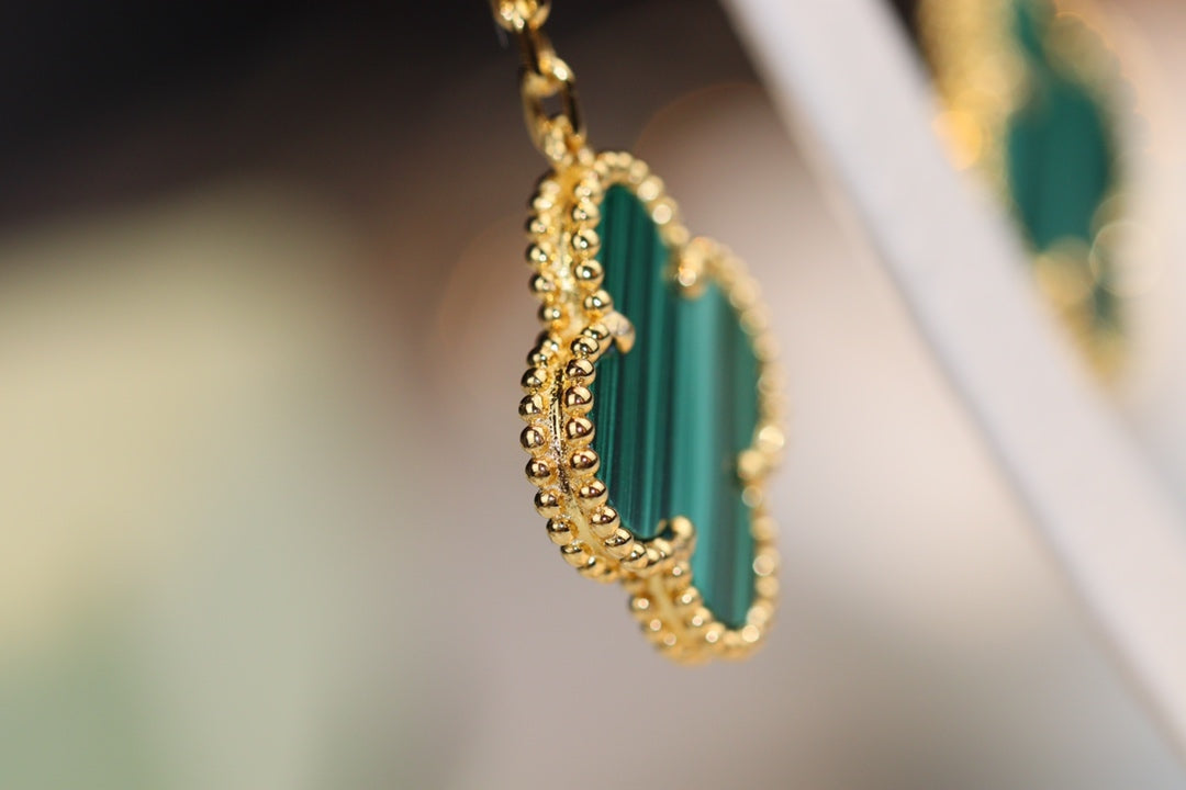 ¡®AuraJewelry¡¯CLOVER EARRINGS GOLD MALACHITE DIAMOND 3 MOTIF
