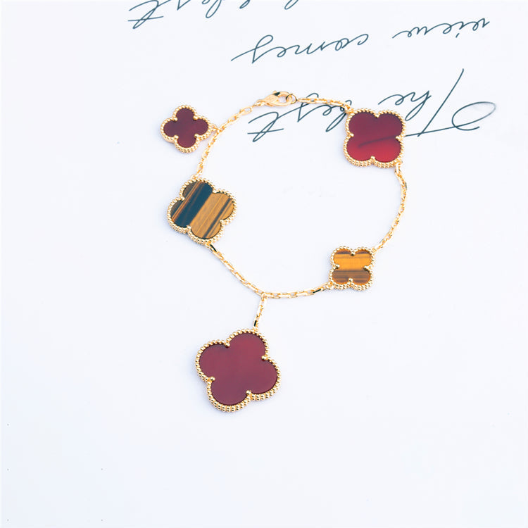 ¡®AuraJewelry¡¯CLOVER BRACELET 5 MOTIFS CARNELIAN TIGER EYE