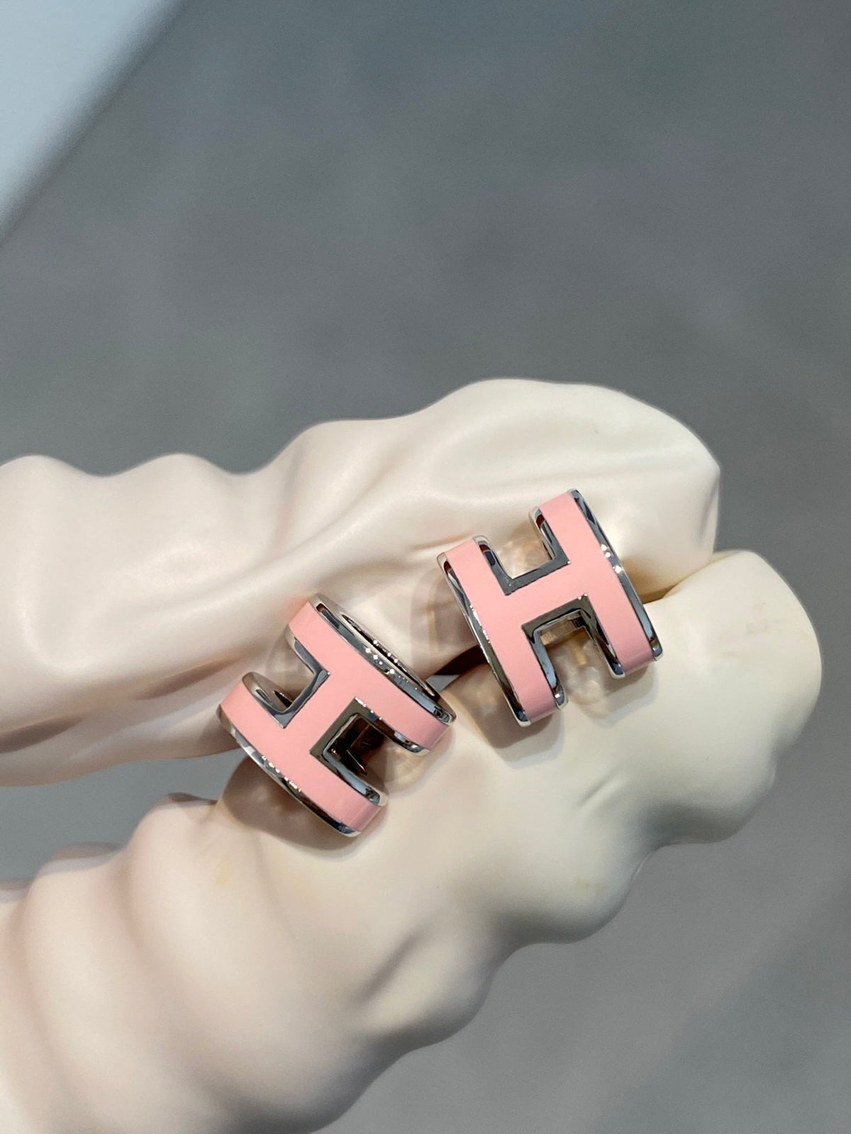 ¡®AuraJewelry¡¯MINI POP H SILVER EARRINGS PINK