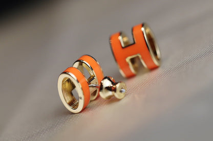 ¡®AuraJewelry¡¯MINI POP H EARRINGS ORANGE
