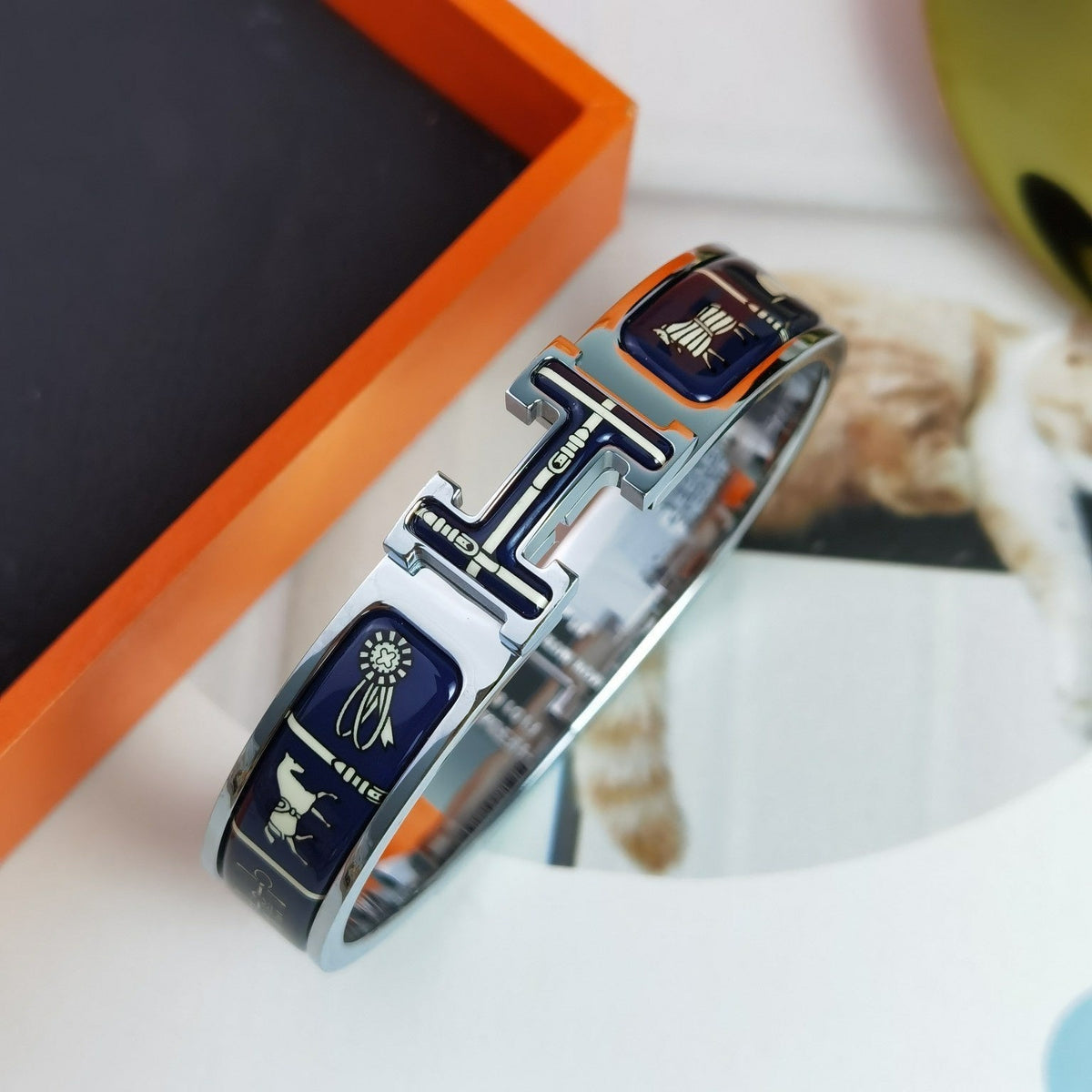 ¡®AuraJewelry¡¯H COUVERTURES DARK BLUE BRACELET