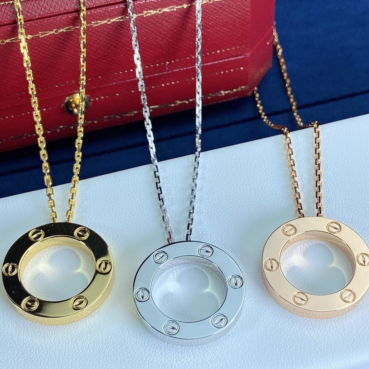 AuraJewelry® LOVE NECKLACE 16MM
