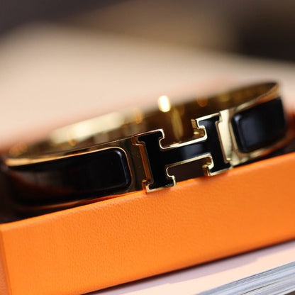 ¡®AuraJewelry¡¯H BRACELET 12MM GOLD