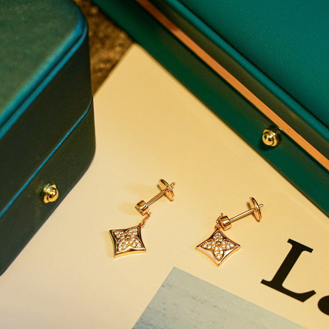¡®AuraJewelry¡¯STAR DIAMONDS EARRINGS GOLD