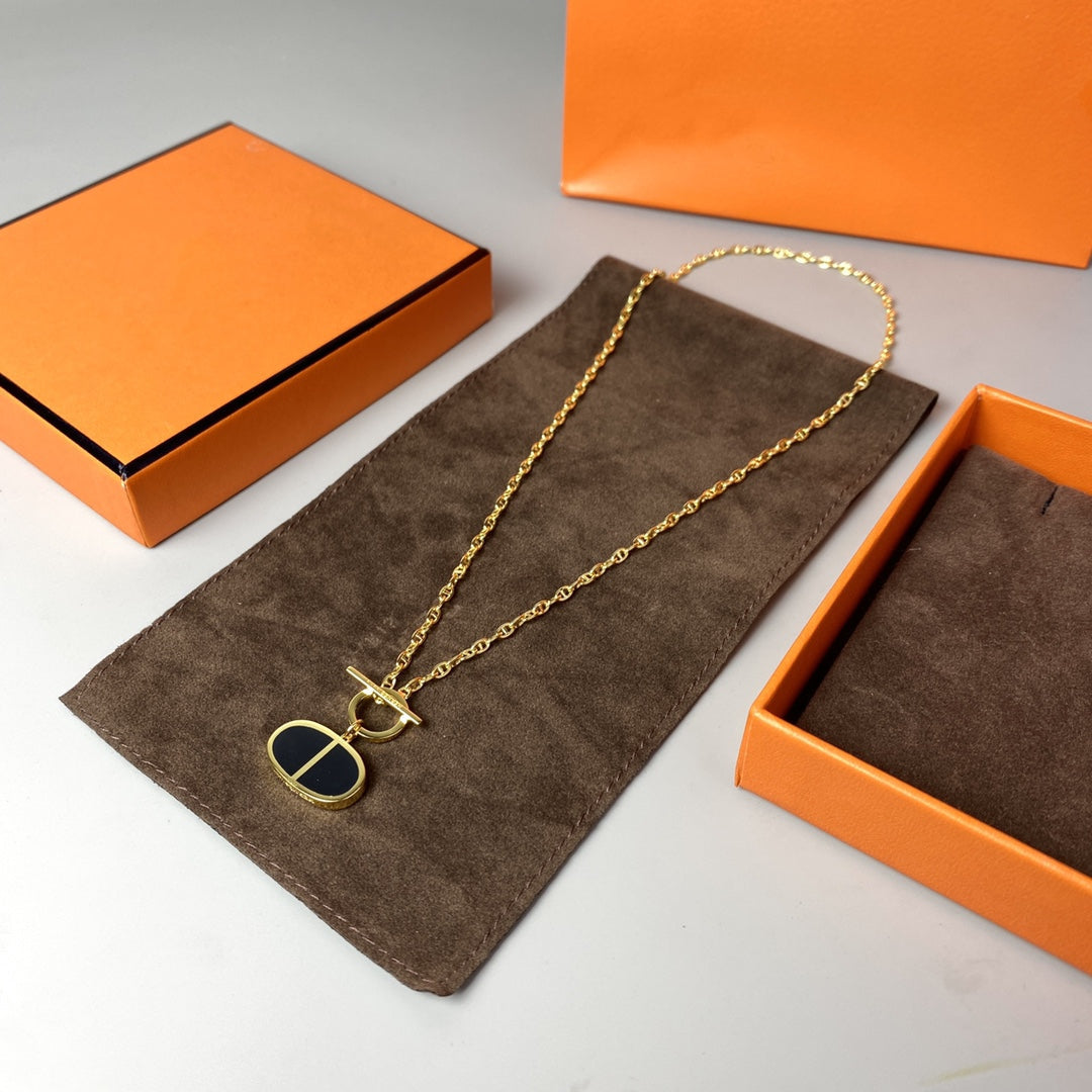 ¡®AuraJewelry¡¯CHAINE VERSO BLACK CERAMIC NECKLACE