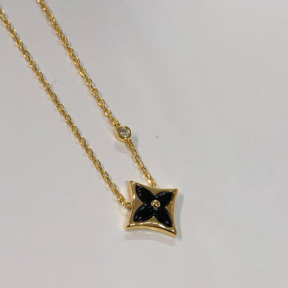 ¡®AuraJewelry¡¯STAR BLACK MOP NECKLACE