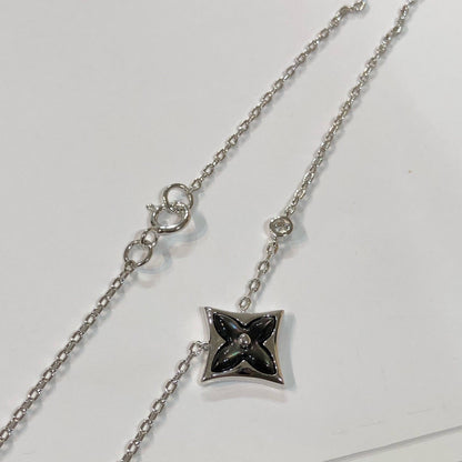 ¡®AuraJewelry¡¯STAR BLACK MOP NECKLACE