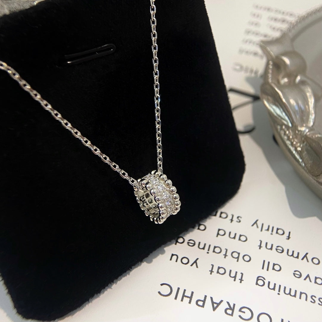 ¡®AuraJewelry¡¯PERLEE DIAMOND NECKLACE