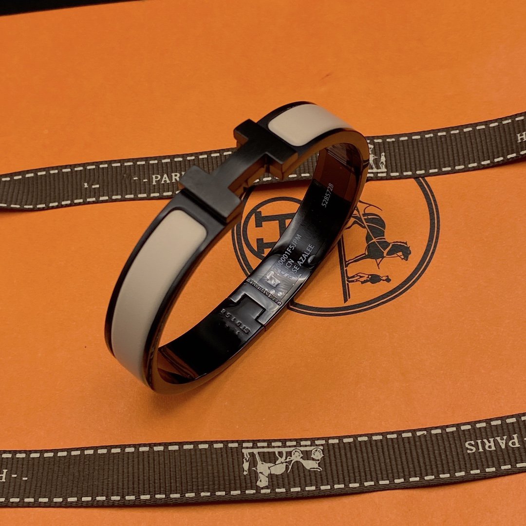 ¡®AuraJewelry¡¯H BRACELET 12MM BLACK BEIGE CERAMIC
