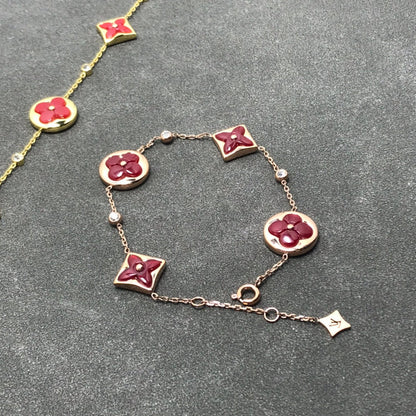 ¡®AuraJewelry¡¯STAR AND SUN CARNELIAN 4 MOTIFS 3 DIAMONDS
