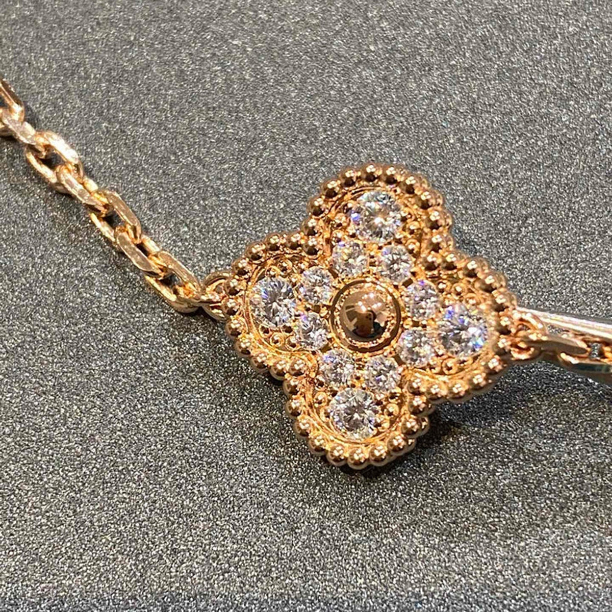 [AuraJewelry] New  CLOVER 5 MOTIF FULL DIAMOND BRACELET COLLECTION