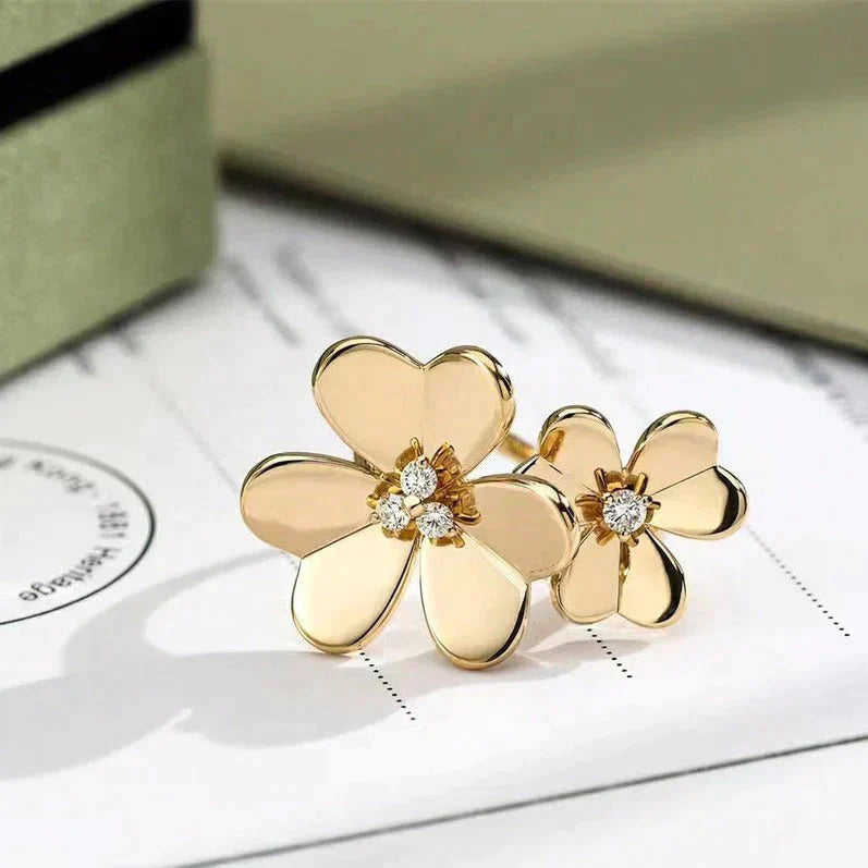 ¡®AuraJewelry¡¯CLOVER COMOS GOLD DIAMOND RING