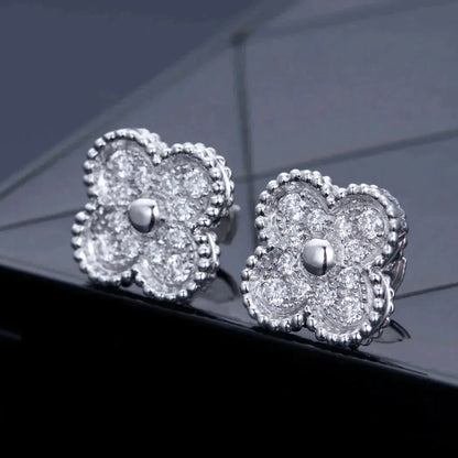 ¡®AuraJewelry¡¯CLOVER 1 MOTIFS DIAMOND STUD EARRINGS SILVER