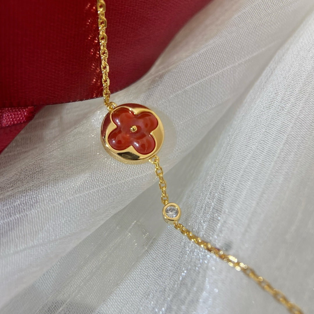 ¡®AuraJewelry¡¯SUN PEDANT CARNELIAN BRACELET
