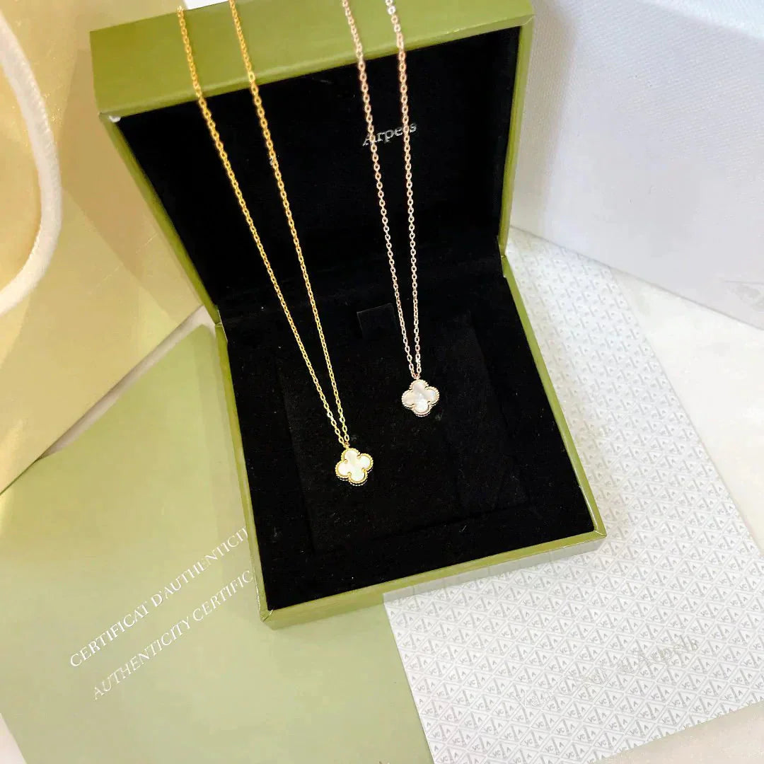 AuraJewelry クローバーミニ 白蝶貝 ネックレス 9.5mm