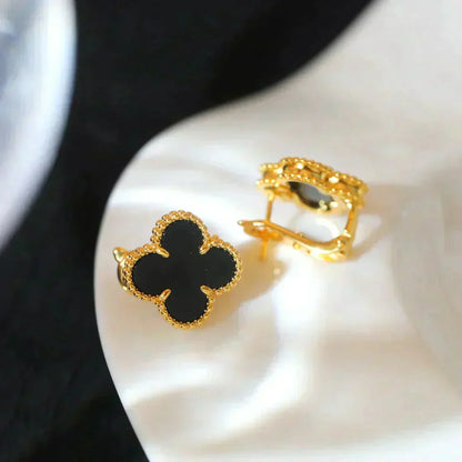 ¡®AuraJewelry¡¯CLOVER MEDIUM 1 MOTIFS  ONYX STUD EARRINGS