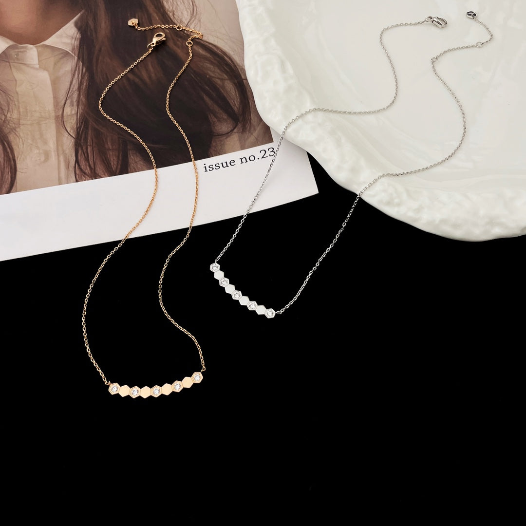 ¡®AuraJewelry¡¯BEE MY LOVE DIAMOND NECKLACE