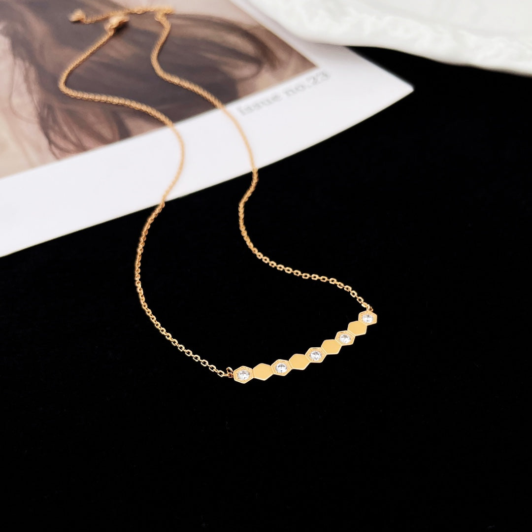 ¡®AuraJewelry¡¯BEE MY LOVE DIAMOND NECKLACE