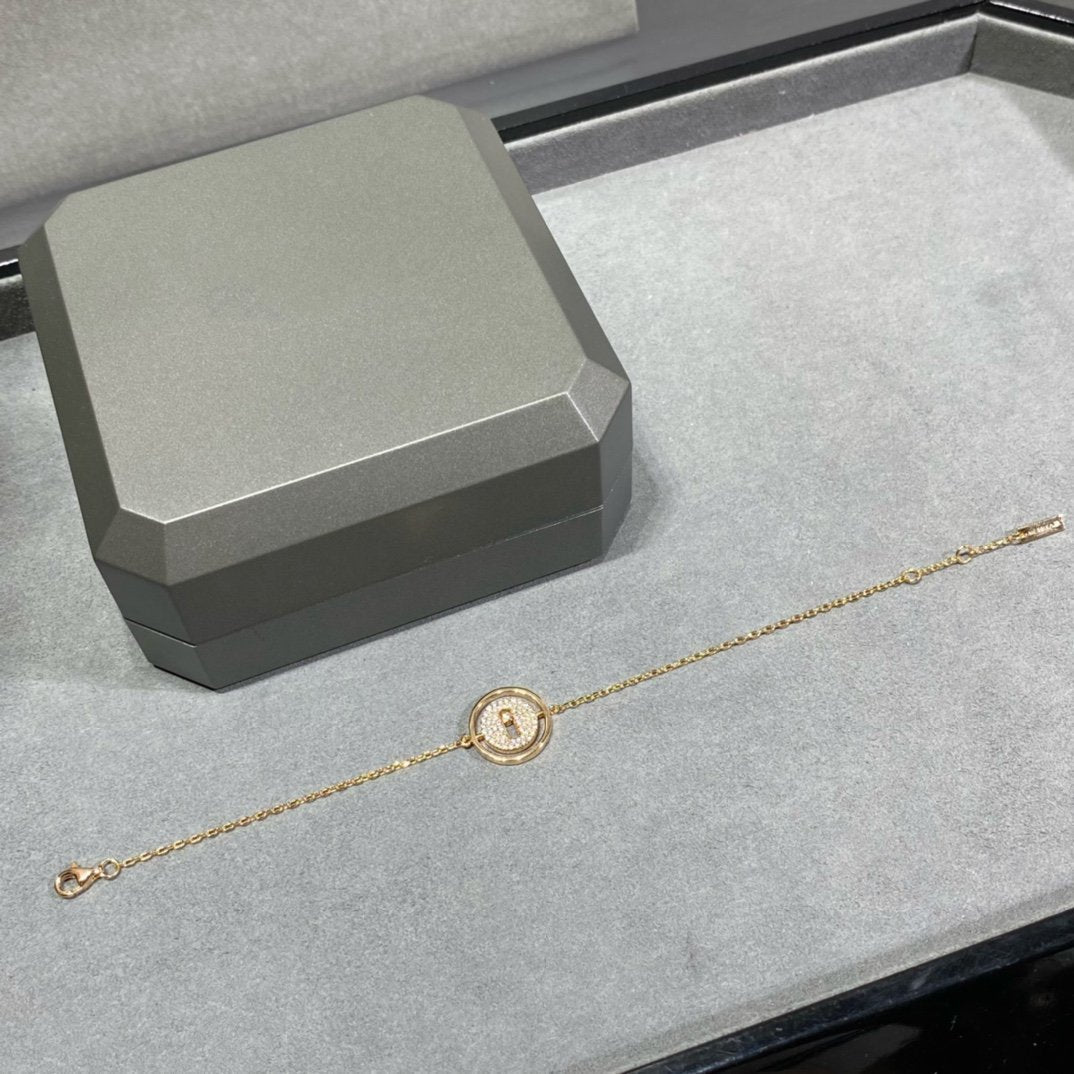 [AuraJewelry]LUCKY MOVE DIAMOND PAVED BRACELET