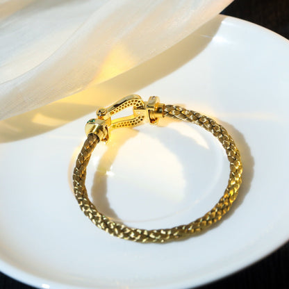 ¡®AuraJewelry¡¯FORCE 10 GOLD GREEN DIAMOND PAVED