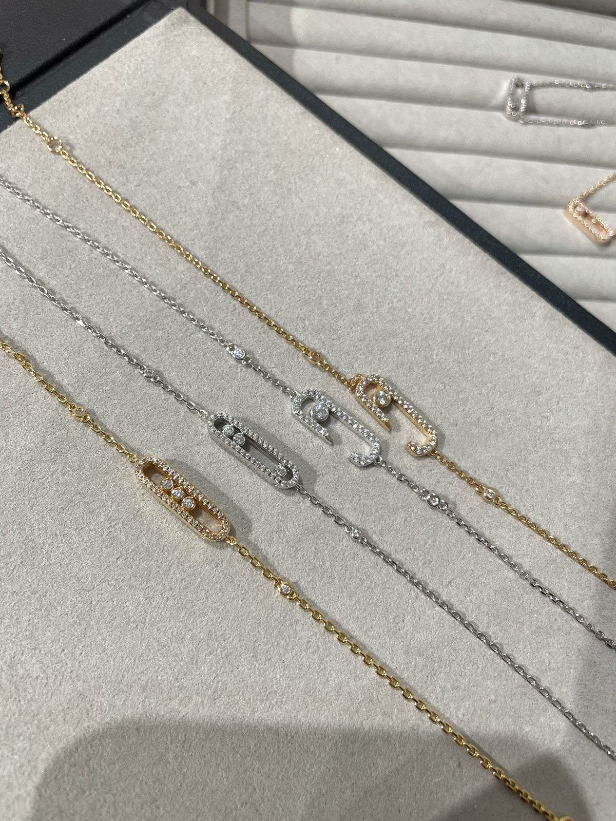 [AuraJewelry]BABY MOVE DIAMOND BRACELET(Adjustable length)