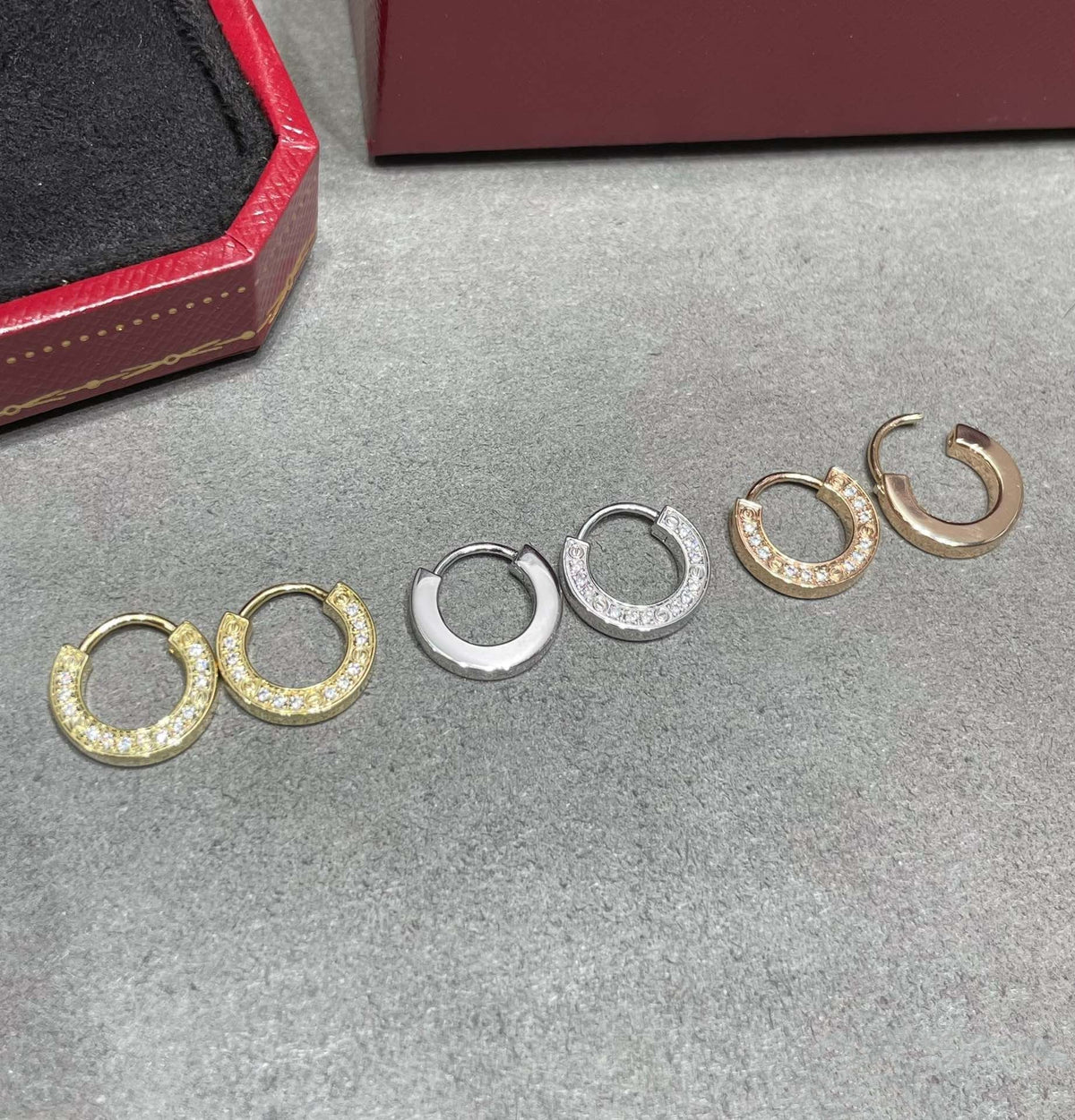 AuraJewelry「ラブ ダイヤモンド イヤリング」