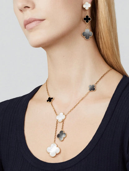 ¡®AuraJewelry¡¯CLOVER 3 MOTIF MOP ONYX DARK MOP PINK GOLD EARRINGS