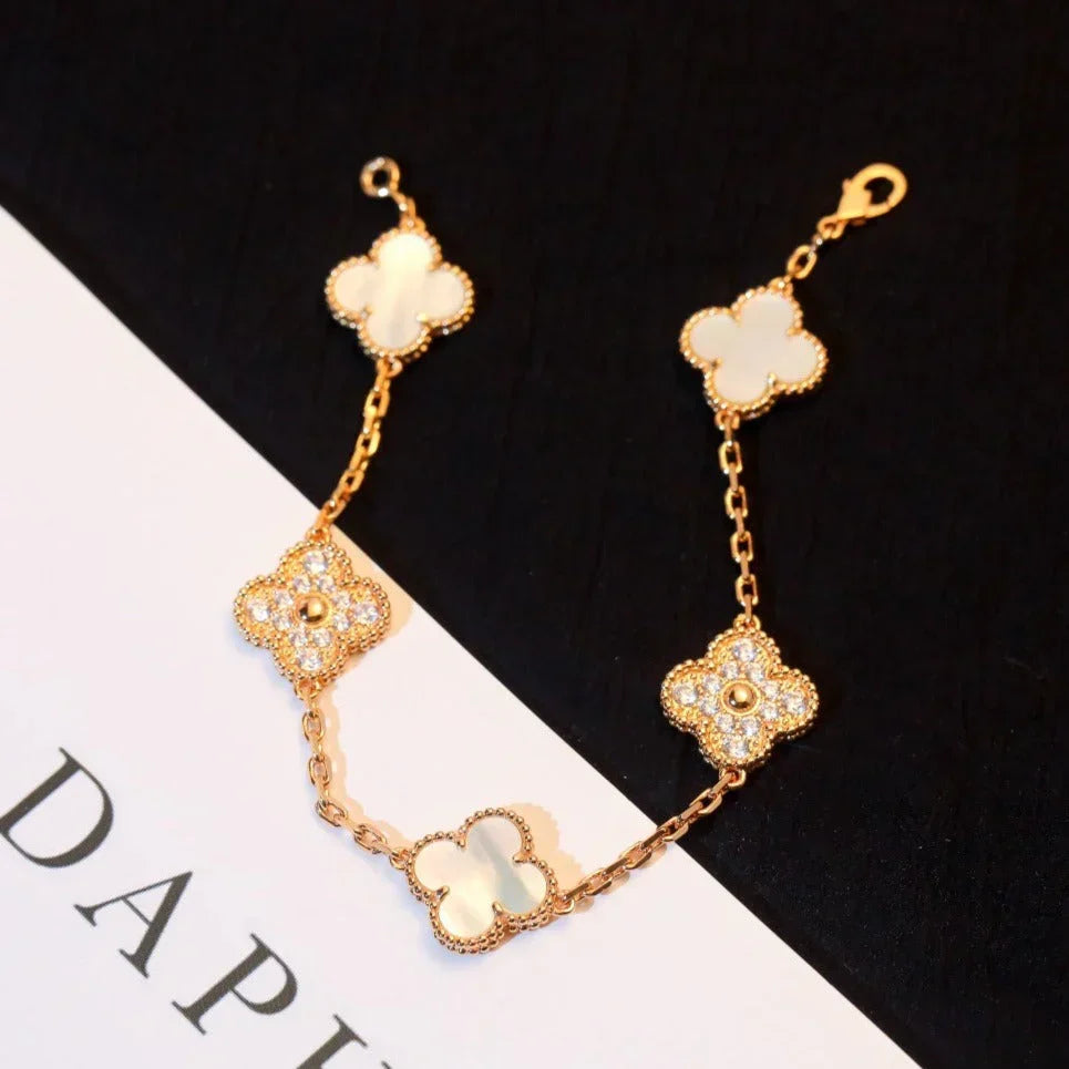 [AuraJewelry]新作 クローバーホワイトパールMOP 5モチーフブレスレットコレクション