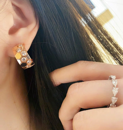 ¡®AuraJewelry¡¯BEE LOVE DIAMOND HOOP EARRINGS
