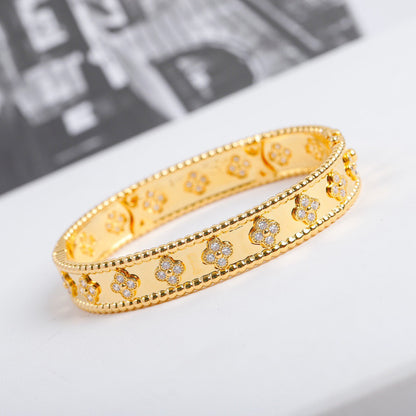 ¡®AuraJewelry¡¯CLOVER BRACELET 8MM DIAMONDS