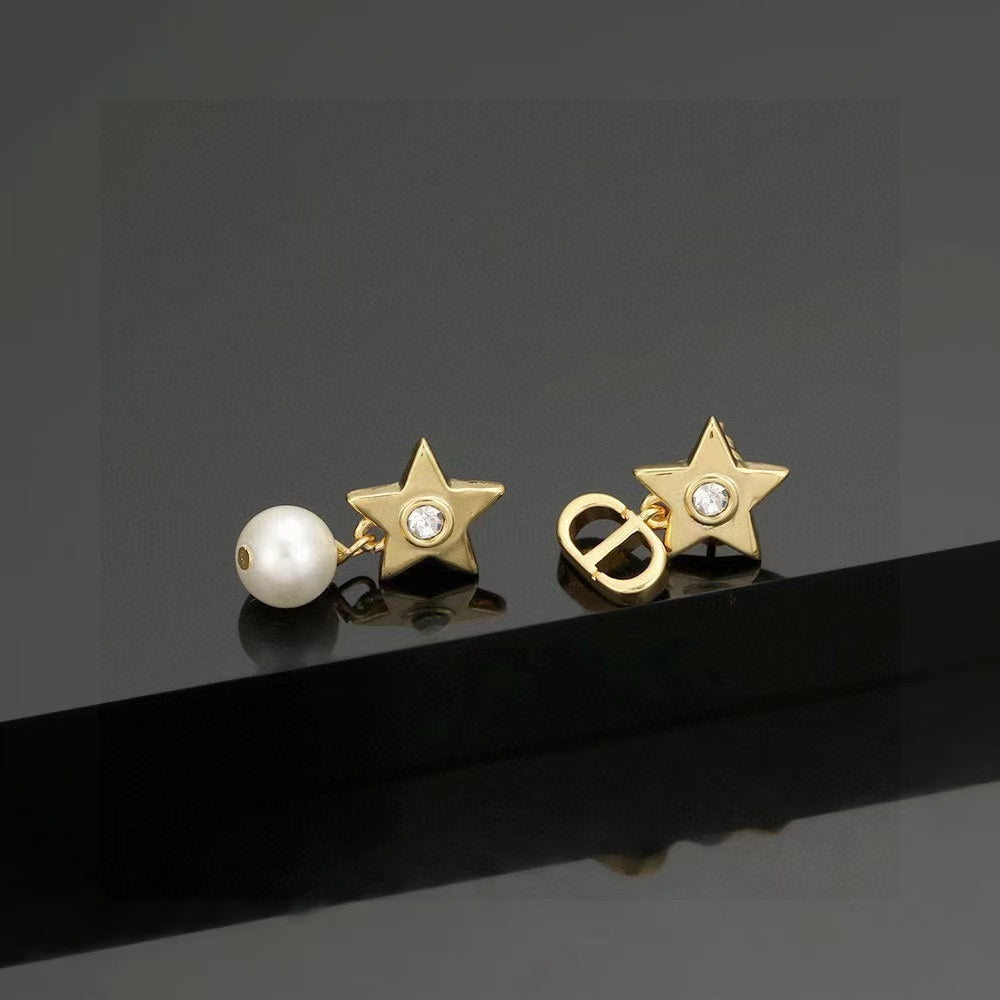 [AuraJewelry]CD Star-Shaped Letter Earrings