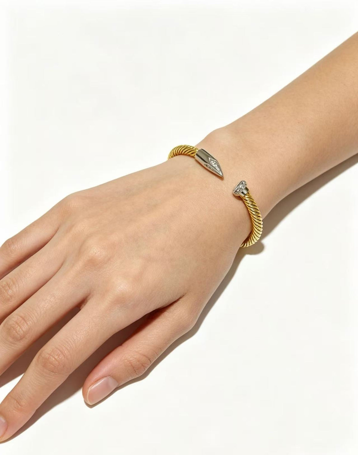 [AuraJewelry]Open threaded nail bracelet
