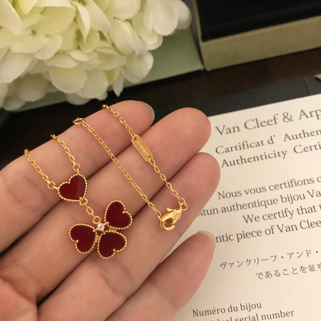 [AuraJewelry] Gold-tone Red Heart Pendant