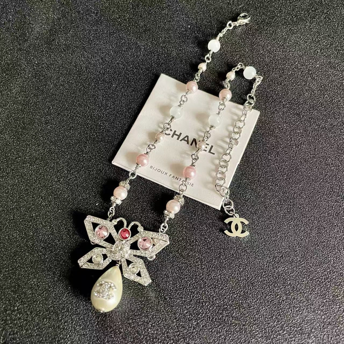 [AuraJewelry] Bow & Pearl Double C Pavé Diamond Necklace