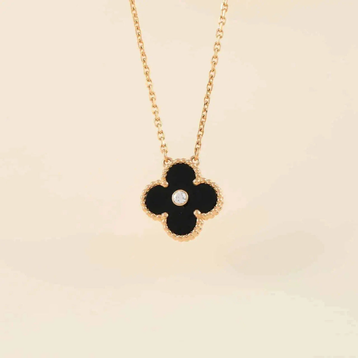 AuraJewelry CLOVER 15MM DIAMOND ONYX NECKLACE