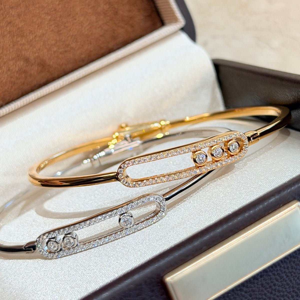 [AuraJewelry]Move Pavé Diamond Bangle Bracelet M