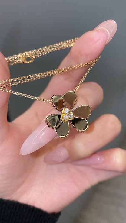 [AuraJewelry]FRIVOLE GOLD FLOWER NECKLACE2