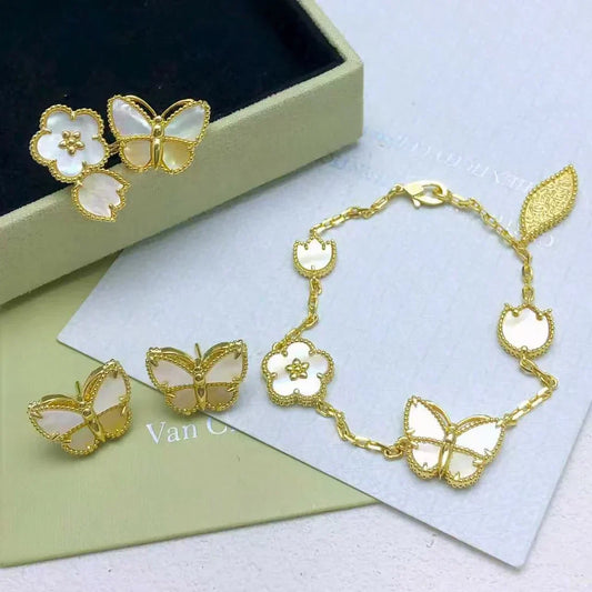 [AuraJewelry] 26 NEW CLOVER LUCKY LIGHT YELLOW AND WHITE SET