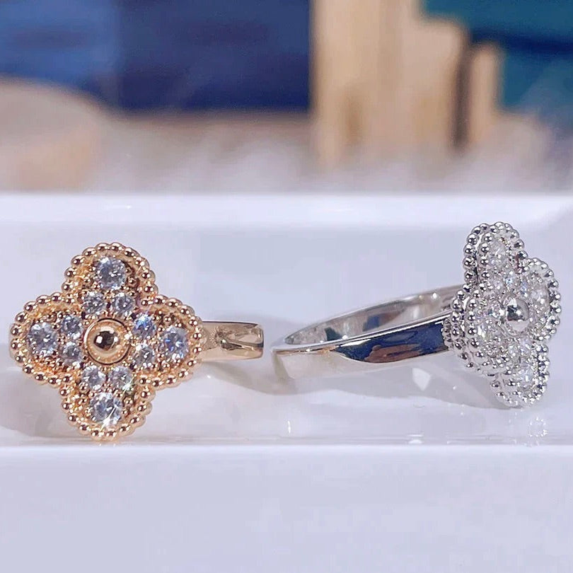 ¡®AuraJewelry¡¯CLOVER DIAMOND RING