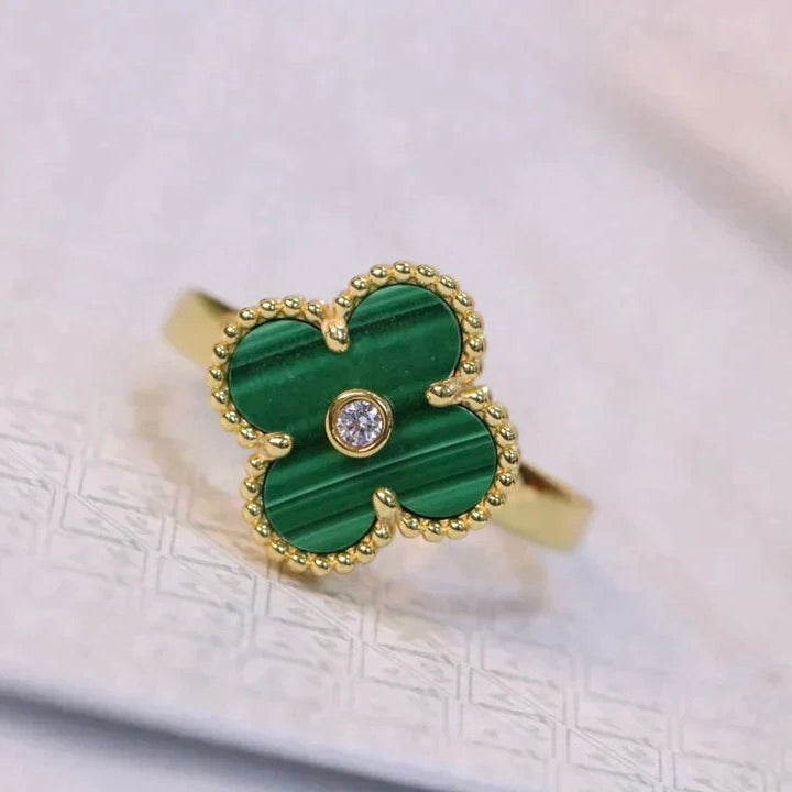¡®AuraJewelry¡¯CLOVER MALACHITE RING GOLD DIAMOND