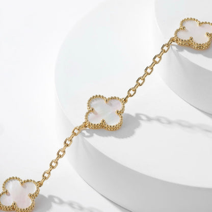 ¡®AuraJewelry¡¯CLOVER 10 MOTIFS WHITE MOTHER OF PEARL NECKLACE
