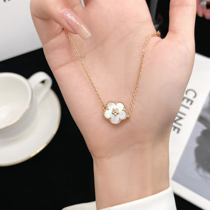 ¡®AuraJewelry¡¯LUCKY WHITE MOP PLUM BLOSSOM  BRACELET