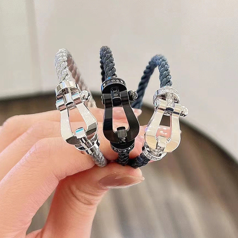 ¡®AuraJewelry¡¯FORCE LARGE HORSESHOE NO DIAMOND BRACELET GOLD