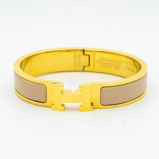 ¡®AuraJewelry¡¯H GREY BRACELET